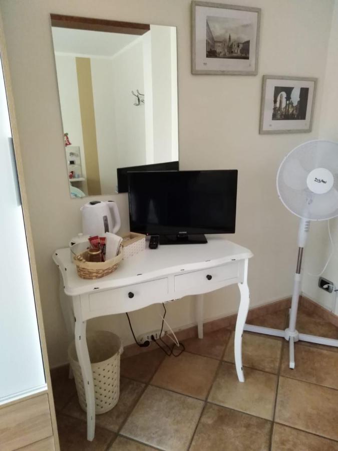 B&B Sotto Le Mura Pavone Canavese Luaran gambar